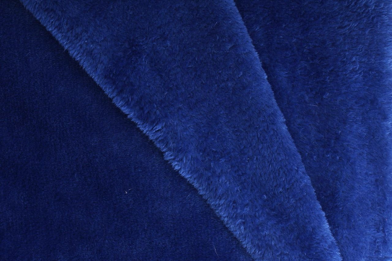 Minky doudou bleu roi (précommande voir calendrier)